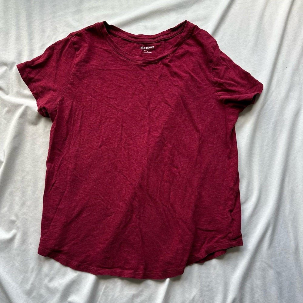 Red/burgundy colored everyday tee